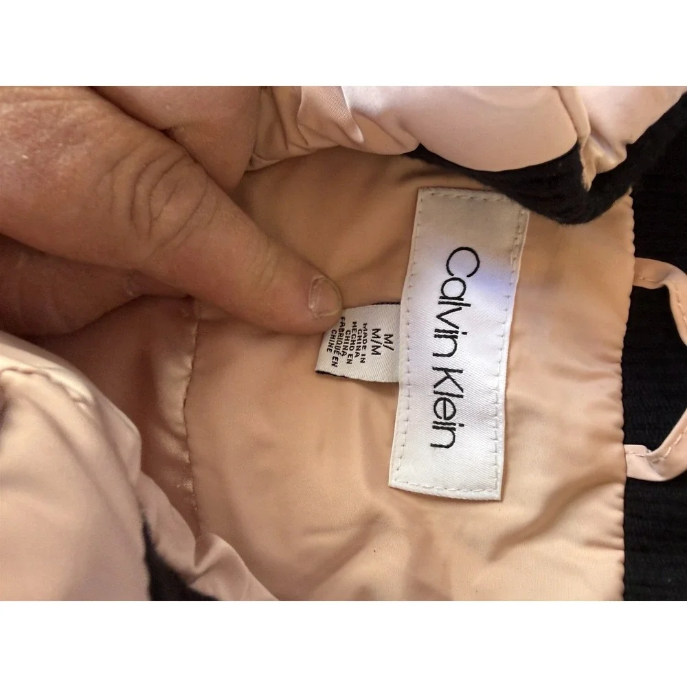 Calvin Klein Quilted Vest Womens Medium Pink Lightweight Puffer Zip - Picture 3 of 4
